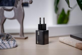 Produktbild Newell GaN 33 W Netzladegerät (33 W, 2 Ports)