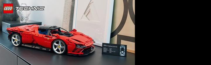 Actual product image LEGO Ferrari Daytona (42143, LEGO Technic)