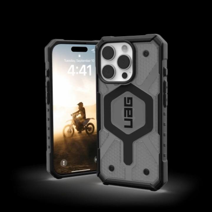 Actual product image UAG Urban Armor Gear Pathfinder MagSafe Case (Apple iPhone 16 Pro)