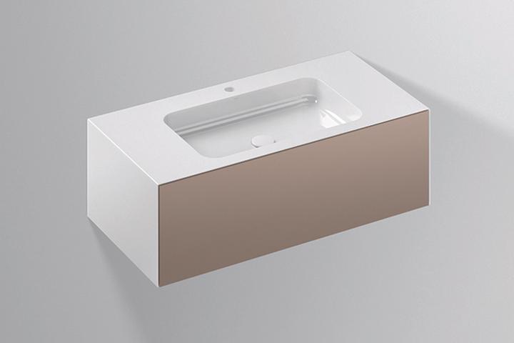 Bianca, Moonstone, Red