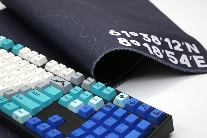 Actual product image Varmilo Summit (XL)