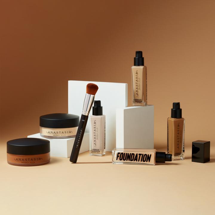 Actual product image Anastasia Beverly Hills Luminous Foundation (320N)