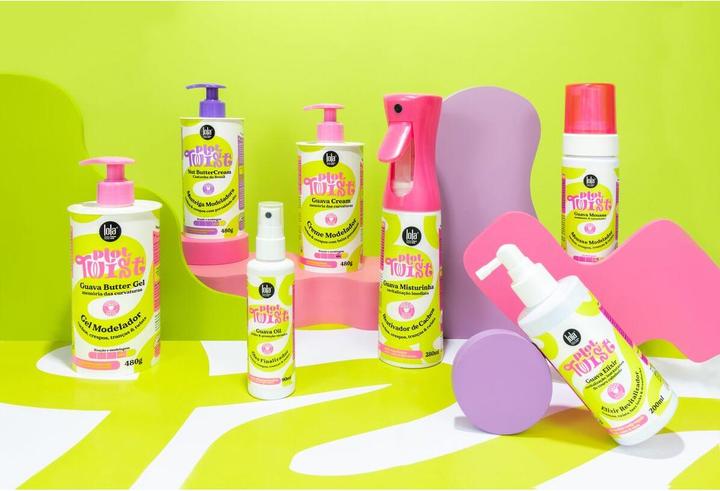Immagine prodotto Lola Cosmetics Plot Twist Styling Guava (Agente schiumogeno, 150 ml)