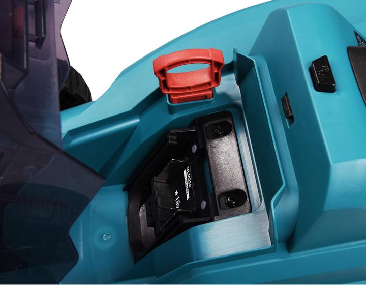 Actual product image Makita DLM330RM (Rechargeable battery operated)