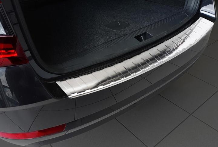 Produktbild ProPlus Edelstahl Ladekantenschutz für Skoda Octavia III Kombi ab 2017 bis 2020 (Heck, Hochformat)
