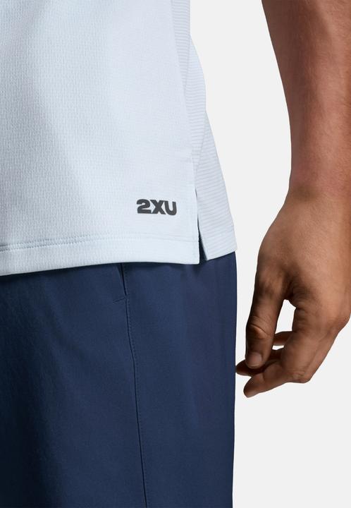 Produktbild 2XU Aero Mesh Tank (M)