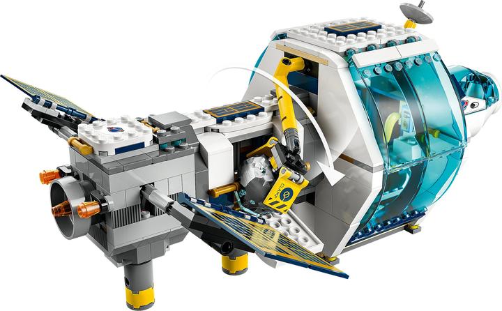 Actual product image LEGO Lunar Space Station (60349, LEGO City)