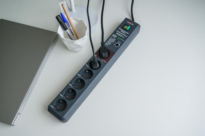 Actual product image Brennenstuhl Secure-Tec (6 x, CEE 7/3, 3 m)