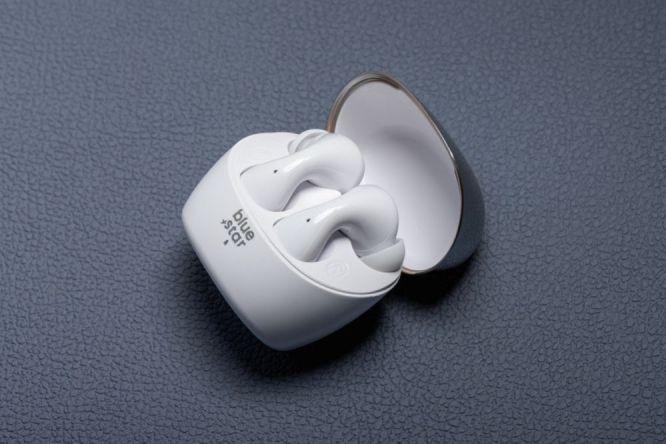 Actual product image BK92 headphones (NC, 4.50 h, Wireless)