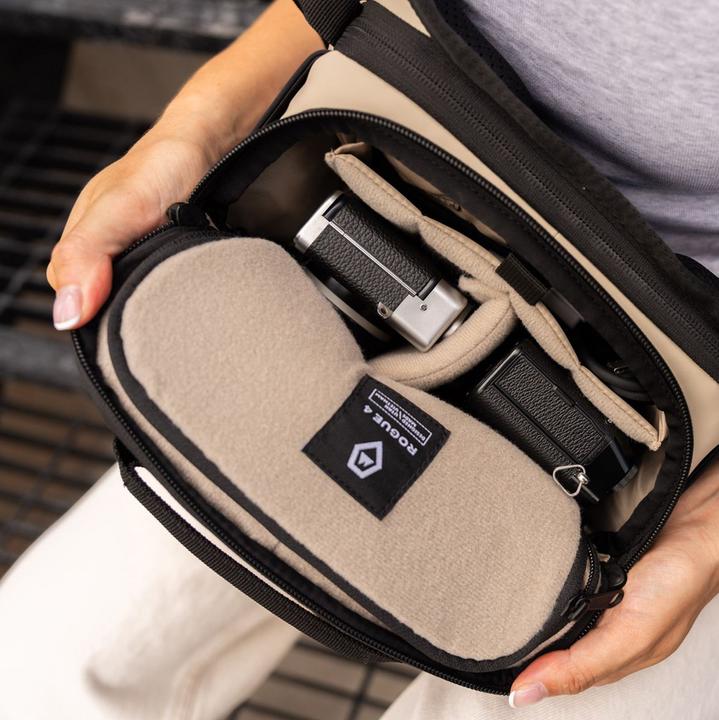 Actual product image Wandrd Rogue Sling 4L V2 (Camera shoulder bag, 4 l)