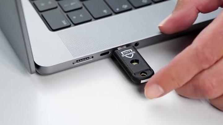 Image du produit Swissbit iShield Key Pro USB-C/NFC Security Retailverpackung