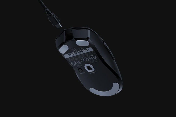 Actual product image Razer Viper V2 Pro (Wireless, Cable)