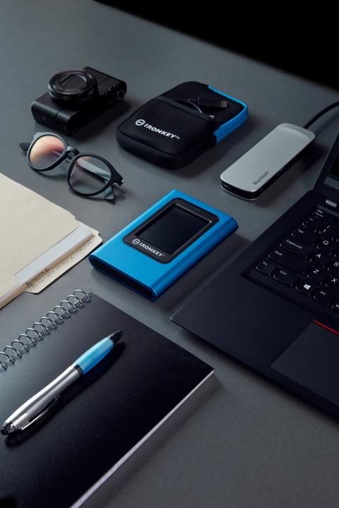 Actual product image Kingston IronKey Vault Privacy 80 (0.96 TB)