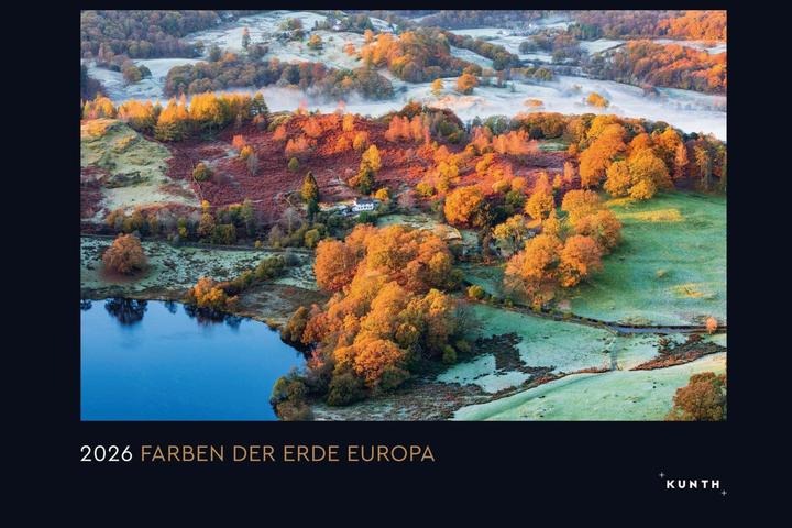 Actual product image Farben der Erde Europa - Wandkalender 2026 (60 x 45 cm)