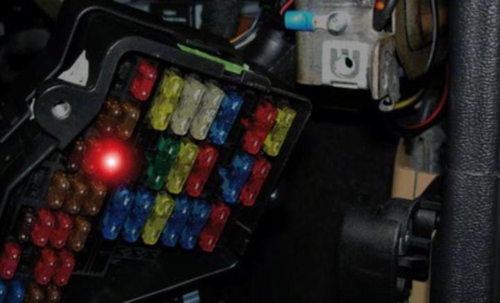 Immagine prodotto Lampa Smart Led, set di 6 fusibili a lamelle con indicatore luminoso a LED, 12/32V - 10A