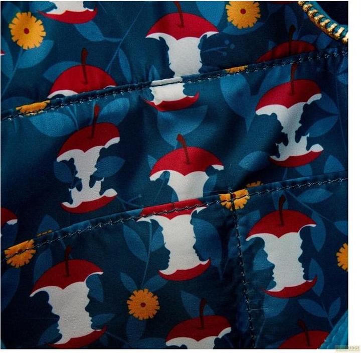 Produktbild Loungefly Disney by Umhängetasche Snow White Heritage Quilted