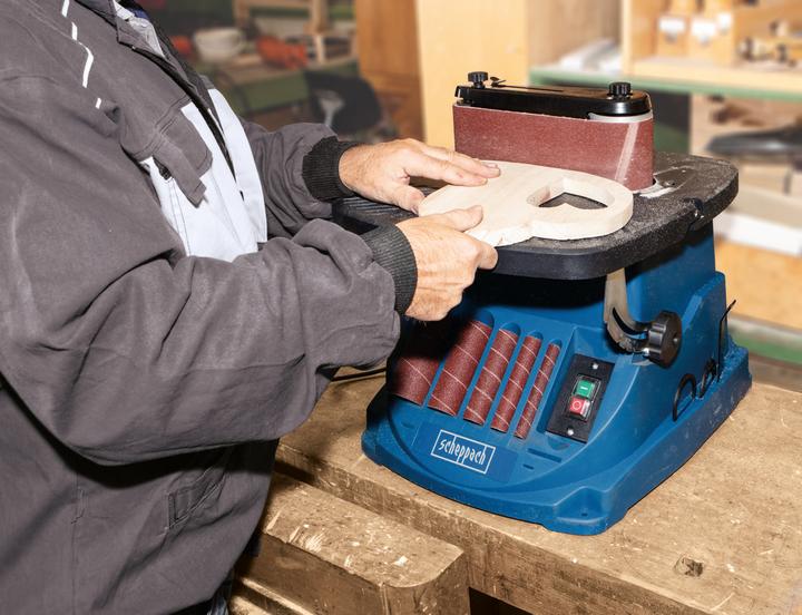 Immagine prodotto Scheppach OSM600 Levigatrice per bordi, nastri e mandrini oscillante 220-240V 50Hz (Smerigliatrice, 450 W)