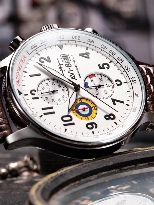 Actual product image AVI-8 AV-4011-01 Hawker Hurricane Chronograph 43mm 5ATM (Chronograph, 43 mm)