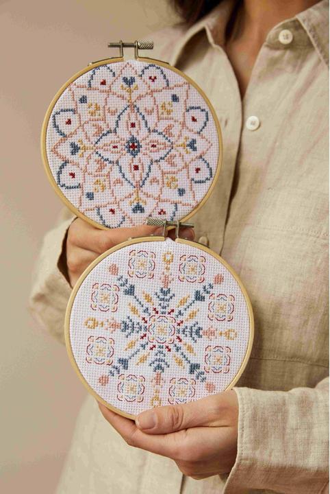 Actual product image DMC Mindful Making Duo Mandala stick set
