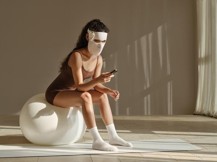 Actual product image Dreame Chrona Skincare LED Mask, light therapy