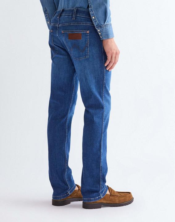 Actual product image Wrangler Jeans Greensboro (42)