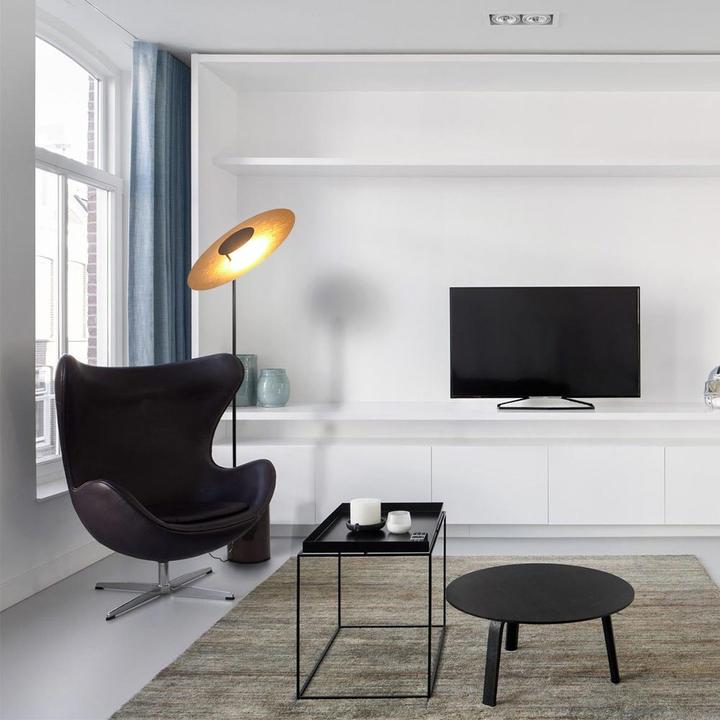 Actual product image s.luce LED floor lamp Plate with marble base & reversible reflector (1270 lm, GU10)