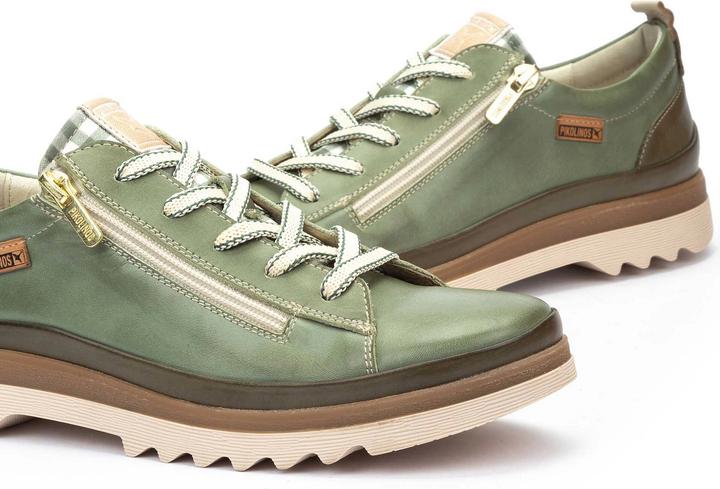 Actual product image Pikolinos Vigo (37)