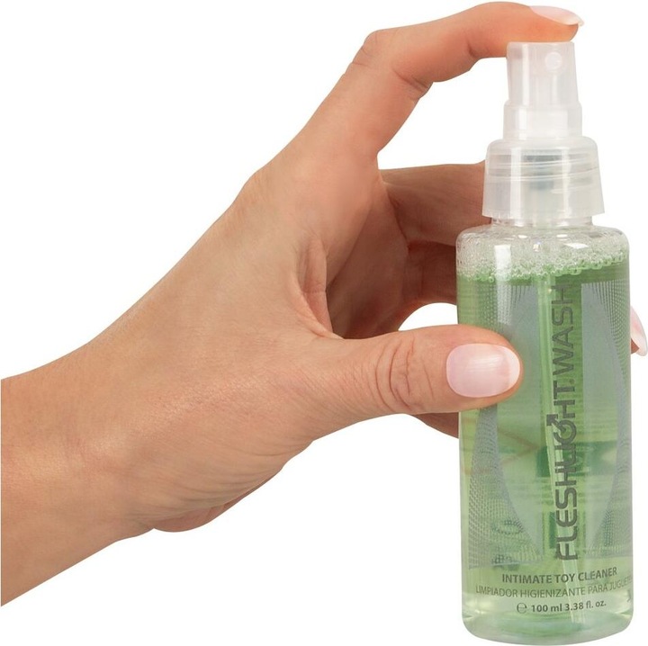 Actual product image Fleshlight FleshWash (100 ml)