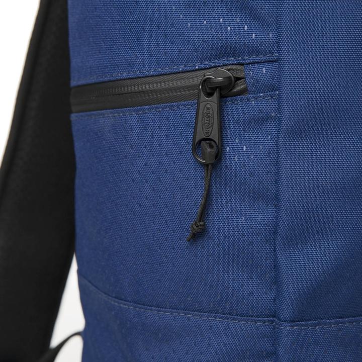 Actual product image Eastpak Bust (20 l)