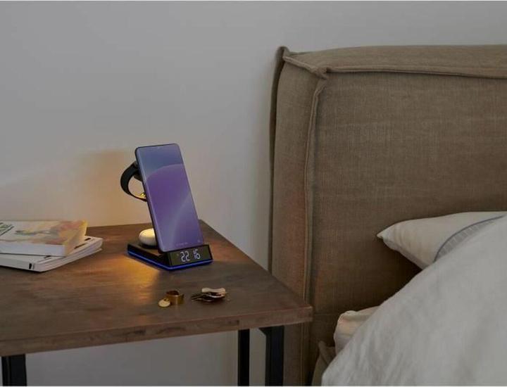 Actual product image Bigben CL750IS sw 4-in-1 charging station clock,night light,3xinduction,1xUSB,Android