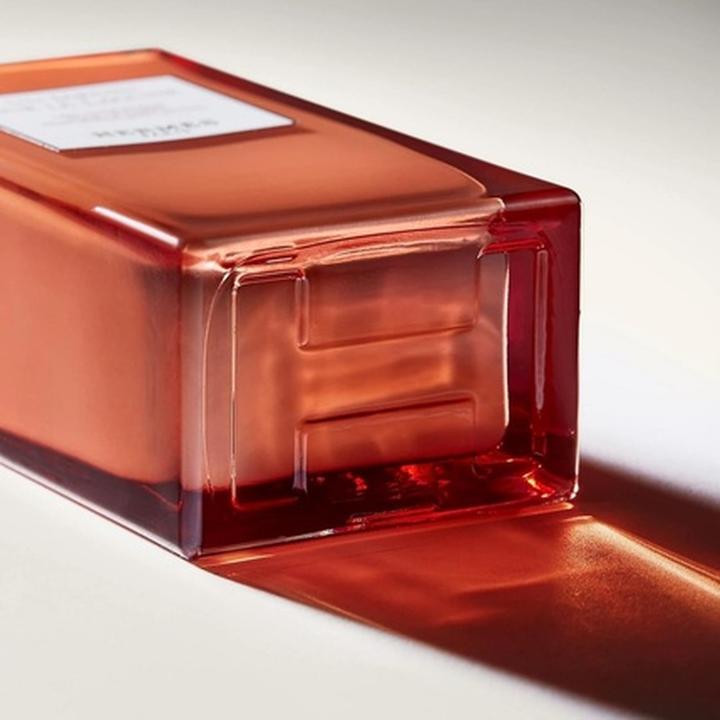 Produktbild Hermès Hermes Un Jardin Sur La Lagune Moisturizing Body Lotion 6.5 Unisex (Körperlotion, 200 ml)