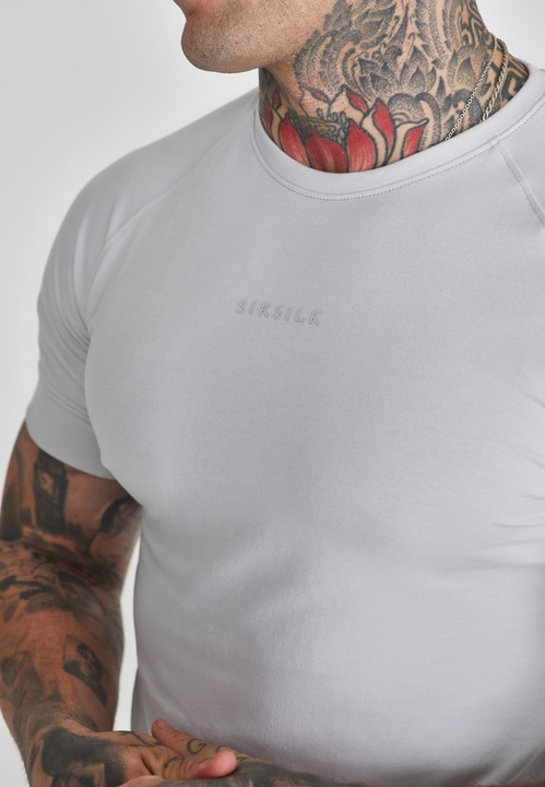 Actual product image Siksilk Smart T-Shirt in Light Grey (L)