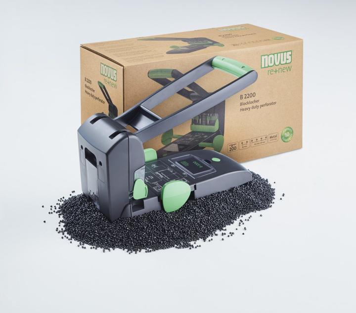Image du produit Novus 025-0651 Perforateur bloc 60-B2200RENEW Noir/vert Format maxi à définir : DIN A