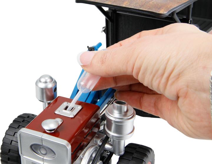 Immagine prodotto Amewi Retro-Traktor mit Rauch & Licht 4WD 1:12 RTR (RTR pronto all'uso)