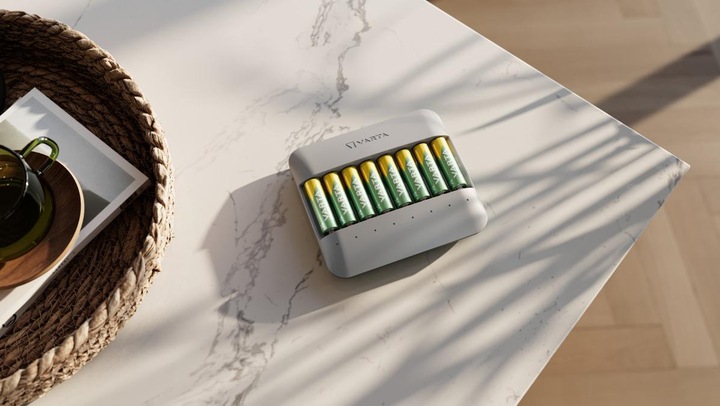 Actual product image Varta Eco Charger Multi (1 pcs., HR6, AA, AAA, 1600 mAh, Battery + charger)