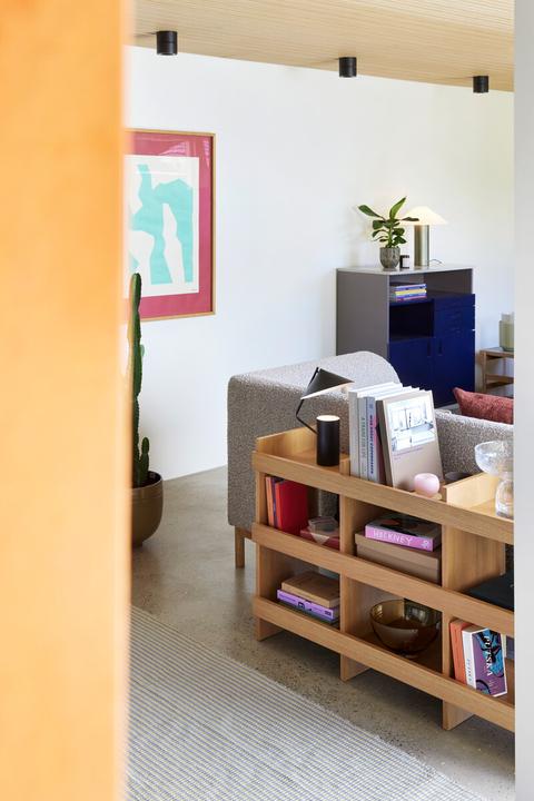 Produktbild Hübsch Momentum (120 x 32 x 70 cm)