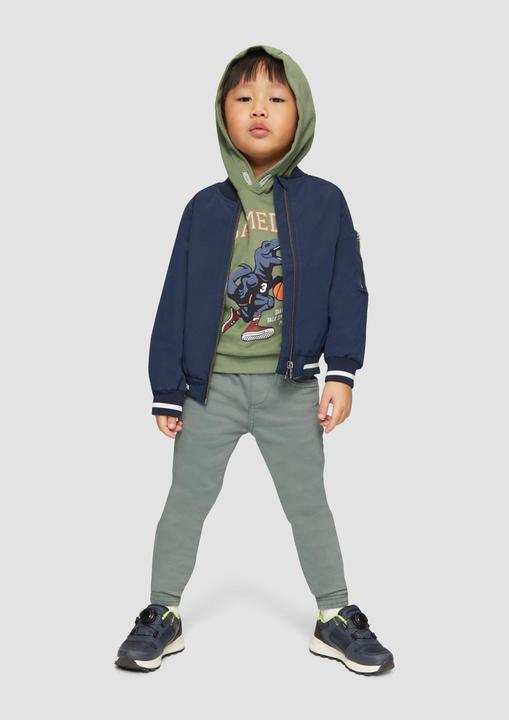 Produktbild s.Oliver Sweatshirt Kapuzen-Sweatshirt mit gummiertem Print (140)