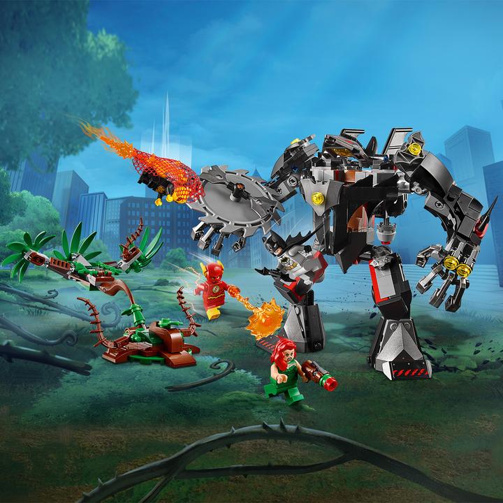 Actual product image LEGO Batman Mech vs. Poison Ivy Mech (76117, LEGO DC)