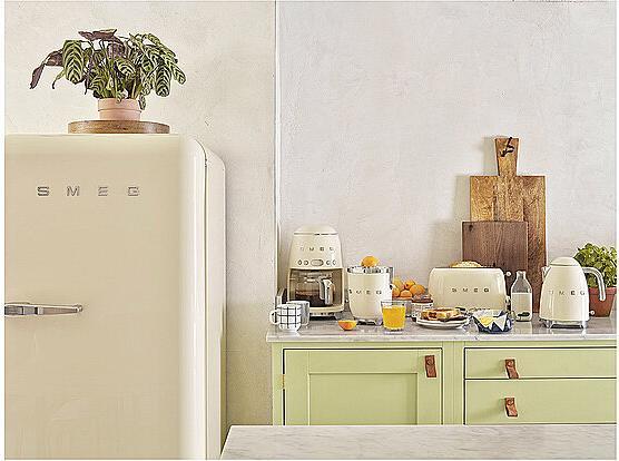 Produktbild Smeg DCF02CREU