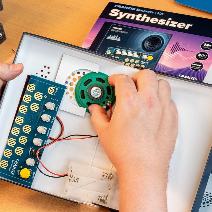 Produktbild Franzis Synthesizer Bausatz