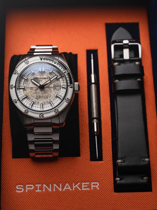 Produktbild Spinnaker SP-5118-33 Fleuss (Taucheruhr)