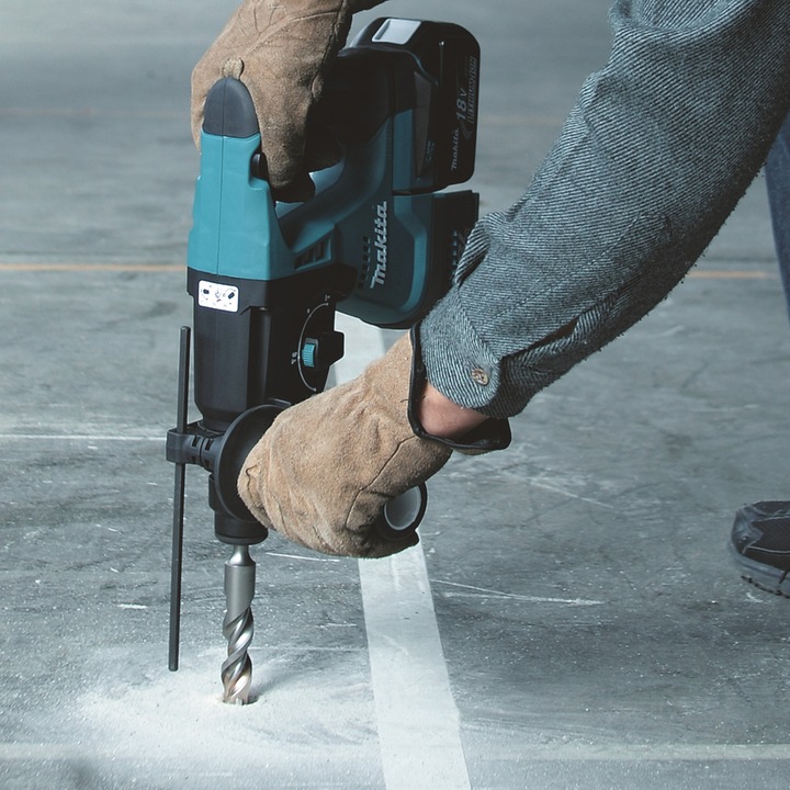 Produktbild Makita DHR243RTJB (Akkubetrieb)
