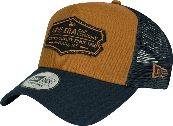 Actual product image New Era Adjustable Trucker Cap - RETRO PATCH navy / peanut (One size)