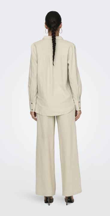 Image du produit JdY Coupe décontractée Col de chemise Manches avec bouton Coupe volumineuse des bras Chemise (M)
