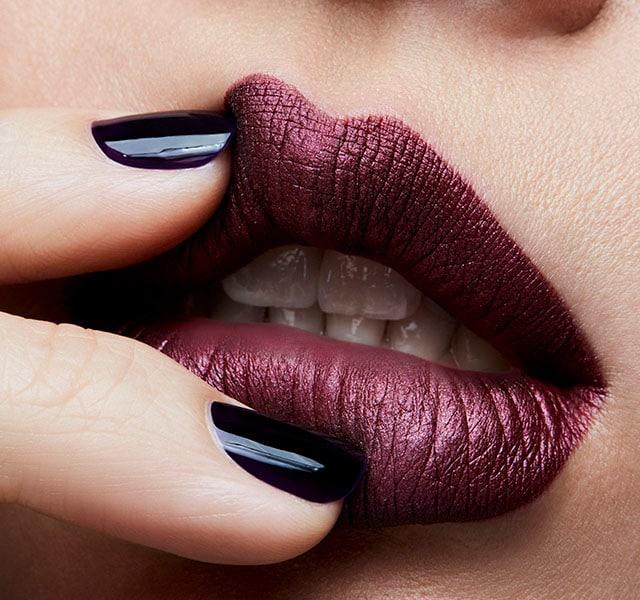 Image du produit MAC Cosmetics Lipcolour liquide Retro Matte (Crowned)
