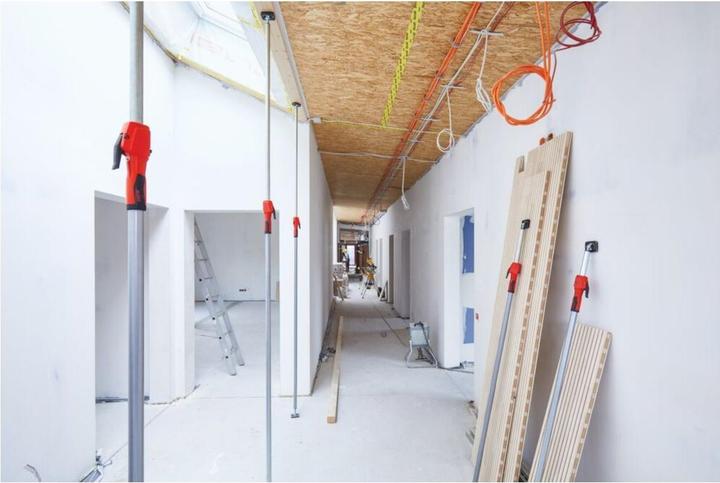 Actual product image Bessey Ceiling and mounting support (910 mm)