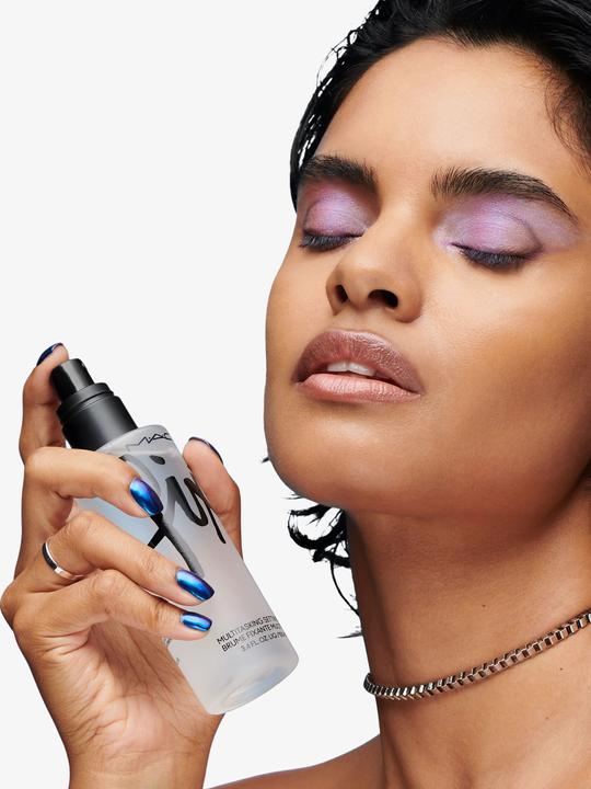 Actual product image MAC Cosmetics Fix+ Original (Transparent)