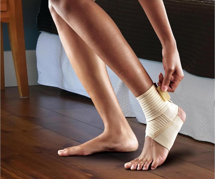 Actual product image Futuro Sprunggelenk Bandage (M)