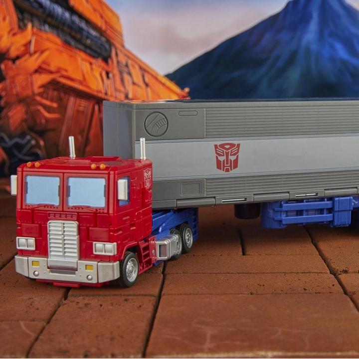 Produktbild Hasbro The Transformers: The Movie Generations Studio Series Commander Class Actionfigur Optimus Prime 18 c