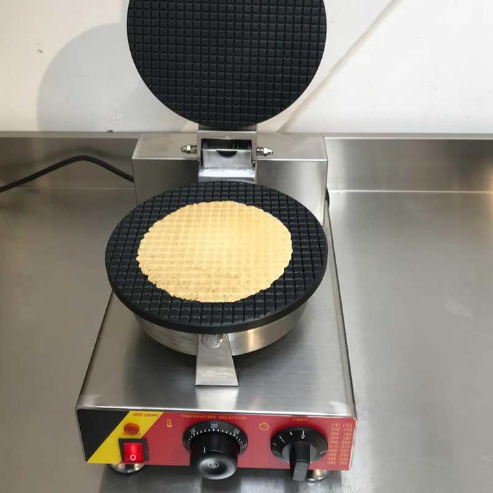 Actual product image miniSchoggi Ice cream waffle iron